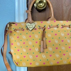 Vintage Dooney & Burke Hand bag